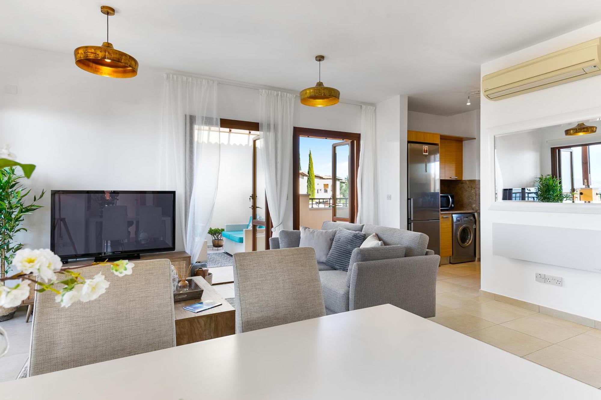 1 Bedroom Apartment Pyrgos With Beautiful Sea And Sunset Views, Aphrodite Hills Resort Kuklia Zewnętrze zdjęcie